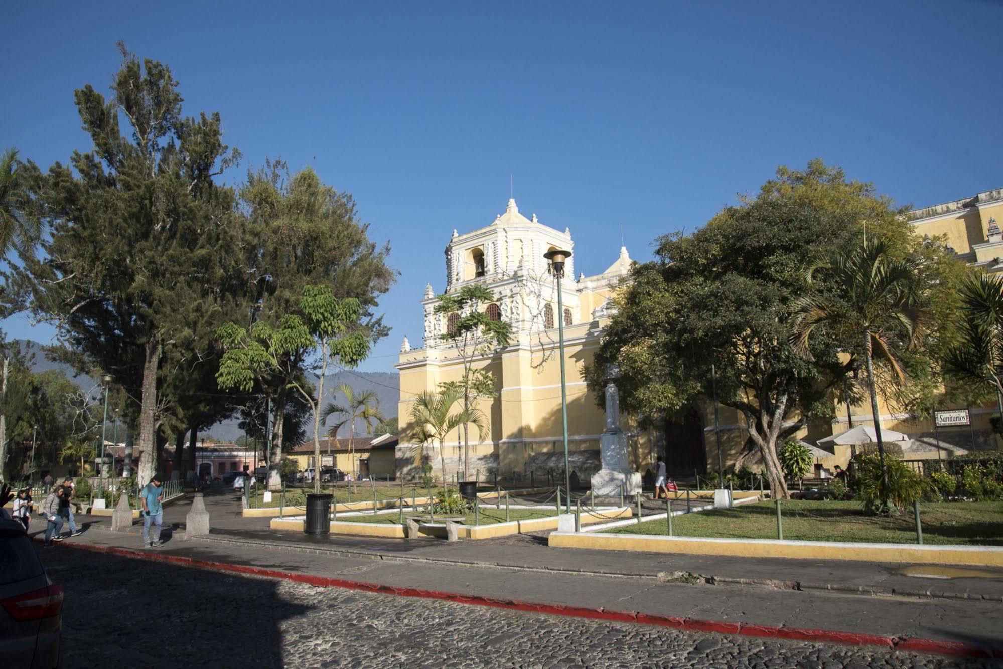Posada Don Diego Antigua Bagian luar foto